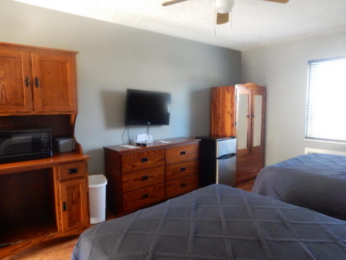 Brown'S Motel Aberdeen 외부 사진