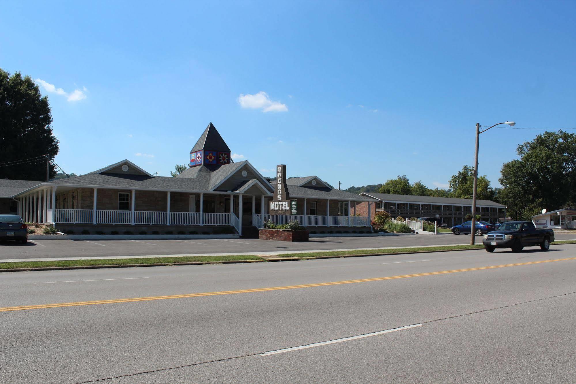 Brown'S Motel Aberdeen 외부 사진